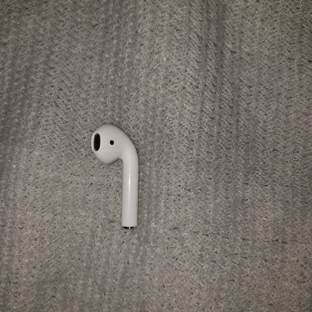Left airpod